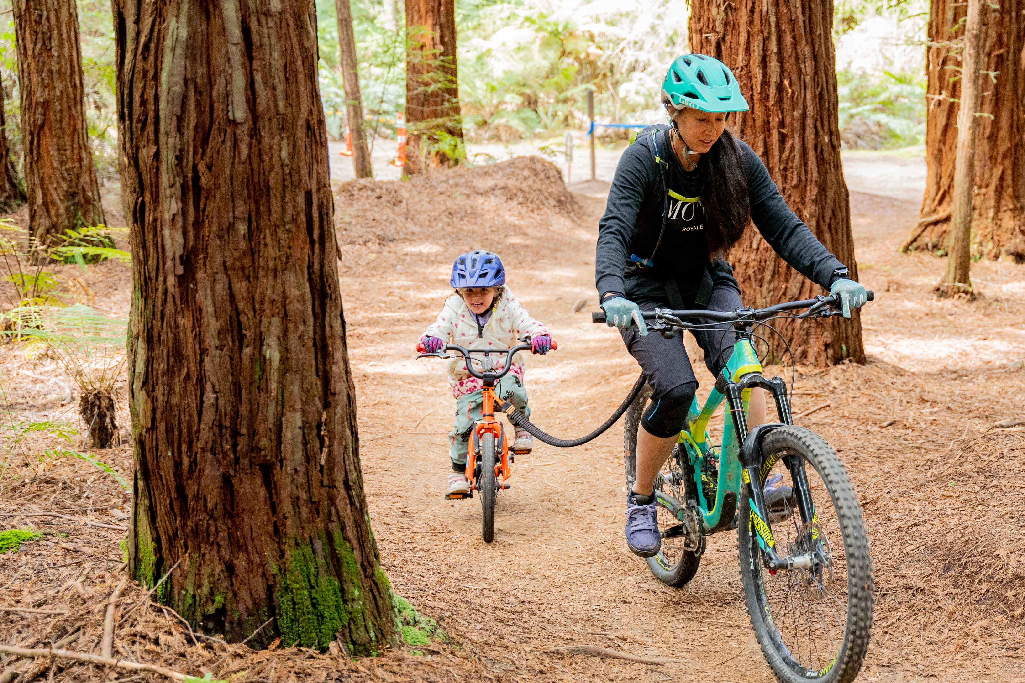 Shotgun: The Frame Mounted Kids Mountain Bike Seat for Children
