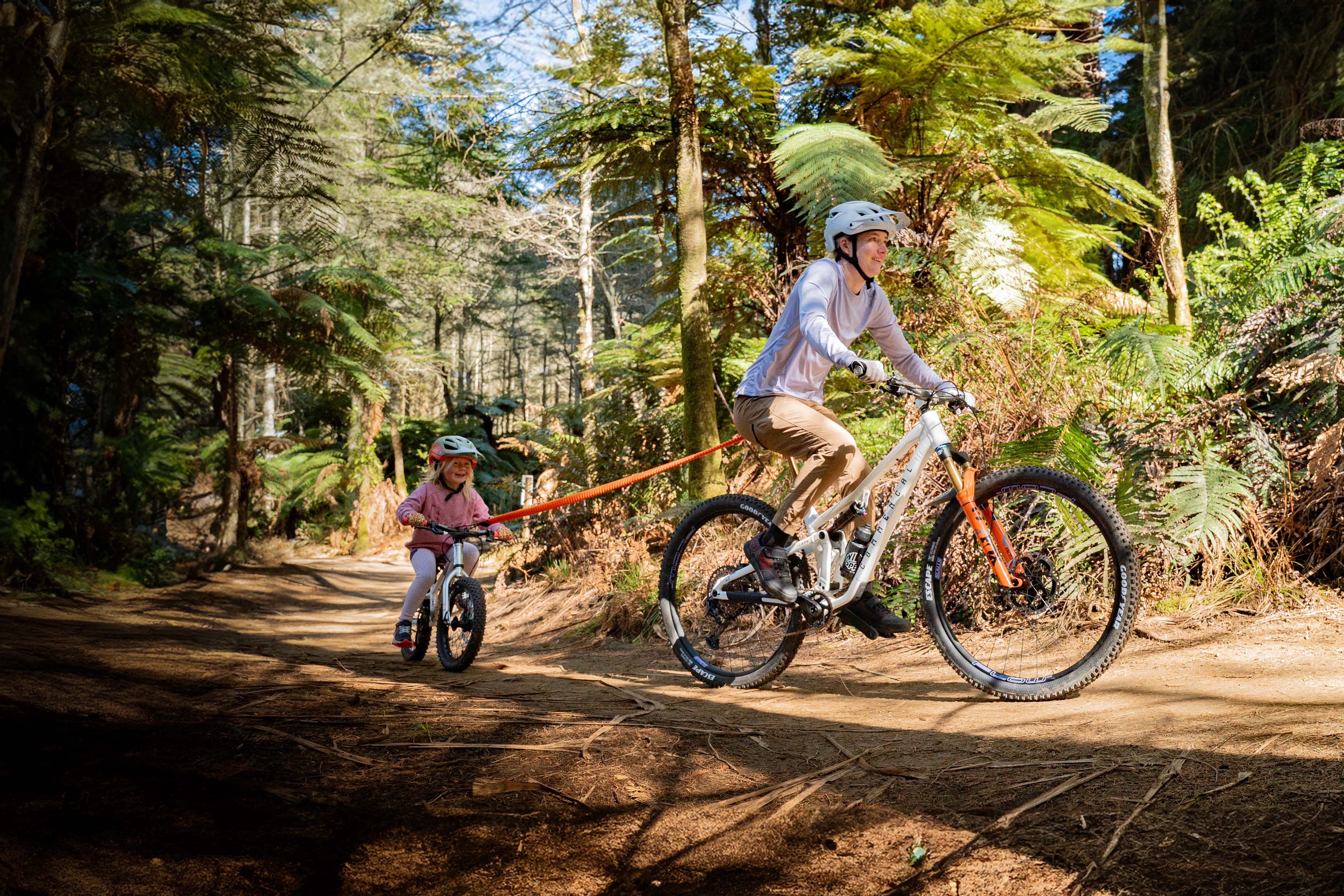 Shotgun: The Frame Mounted Kids Mountain Bike Seat for Children